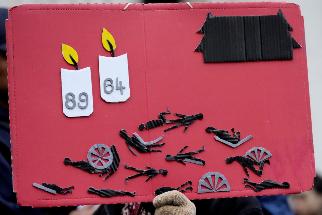 美英声援中国民主运动 “永不忘六四” 外交部：反对利用某事件抹黑中国