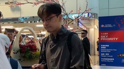 胡歌自认便宜又好用 欢迎年轻导演带好剧本上门