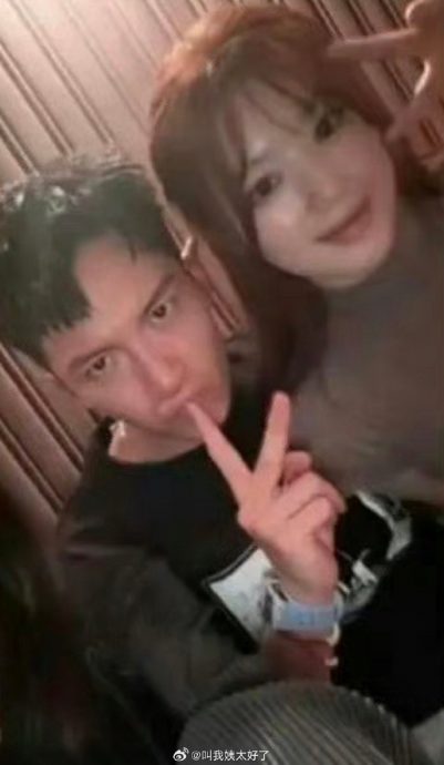 舒华被指控与“五毒艺人”聚餐 中国网民怒喊脱粉