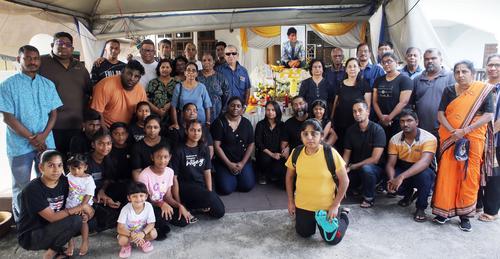 补照片／莫翰出殡亲友送别 黄一飞：没想到再次见面是这样的