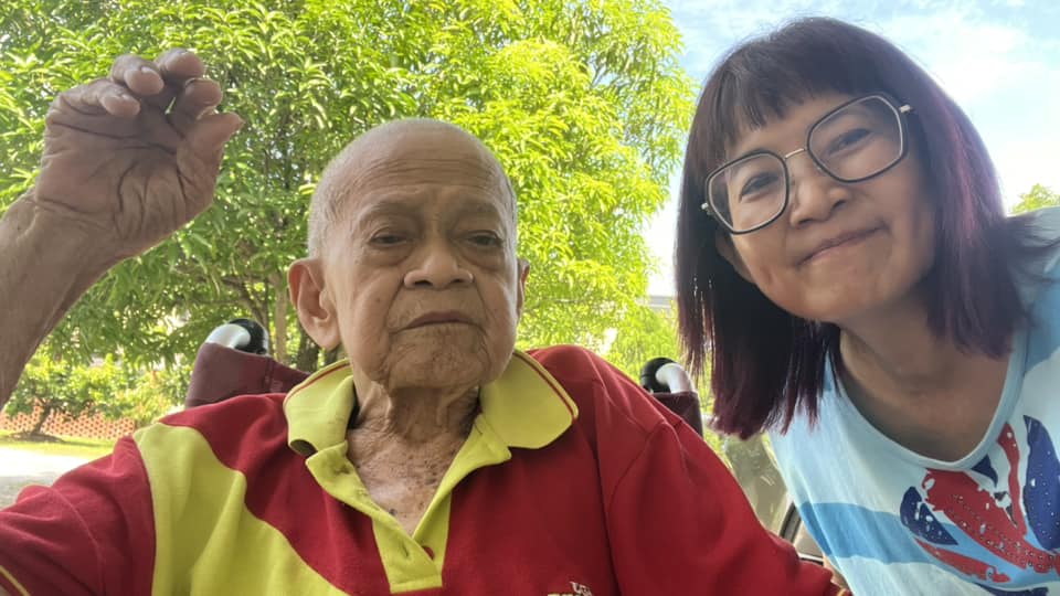  被螺丝绊倒胸部骨折 崔月欢：庆幸没穿高跟鞋