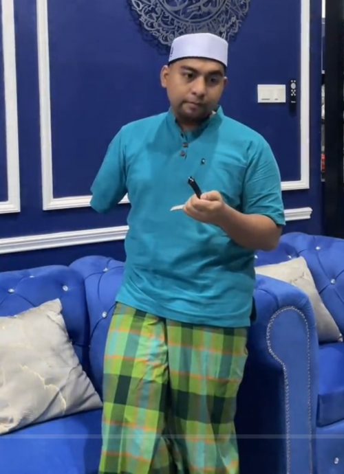 视频|获学生赠手表不感冒犯 独臂老师:“意义深重的礼物”