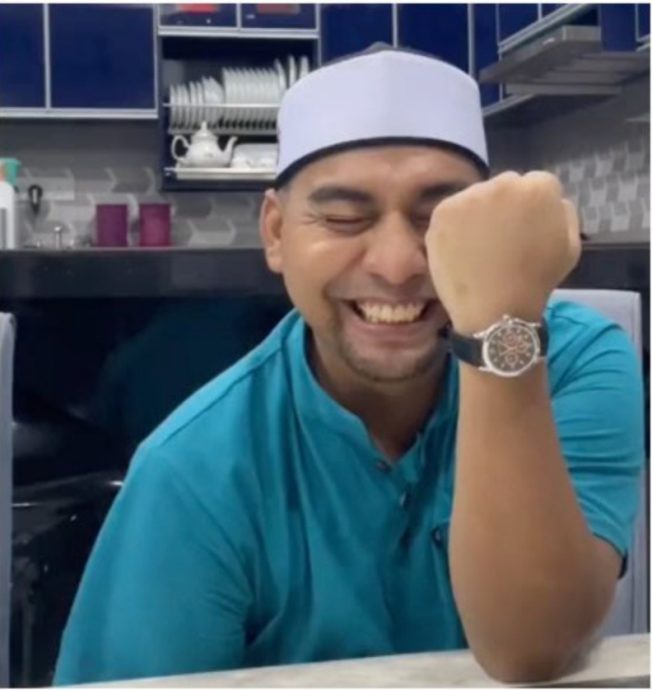 视频|获学生赠手表不感冒犯 独臂老师:“意义深重的礼物”