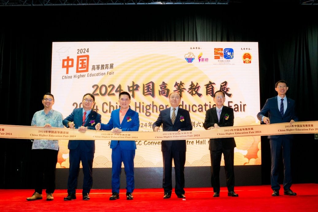 请关联马中建交/每日一篇/普通组/大马留华同学会会长林国元/马中建交50周年