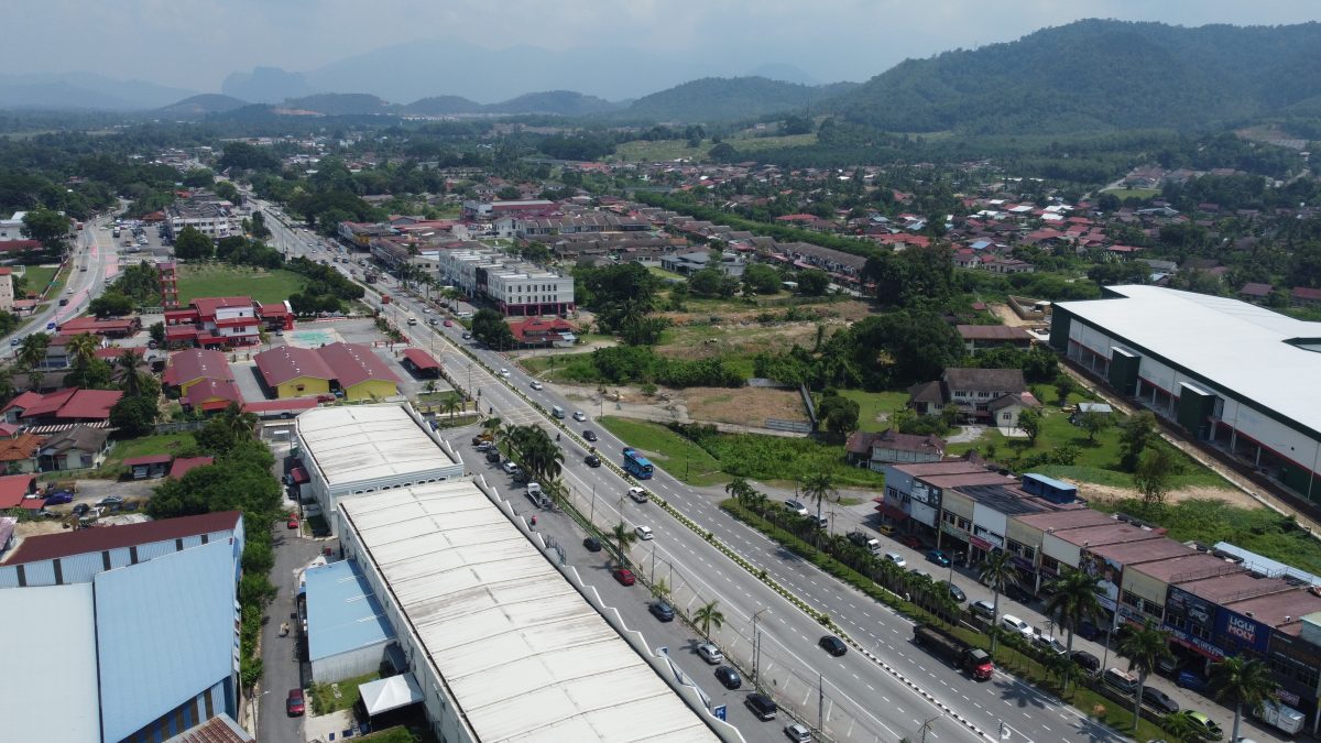 配合新霸市,江沙市议会建议江沙医院方将大门口改到跟霸市路口同一方向