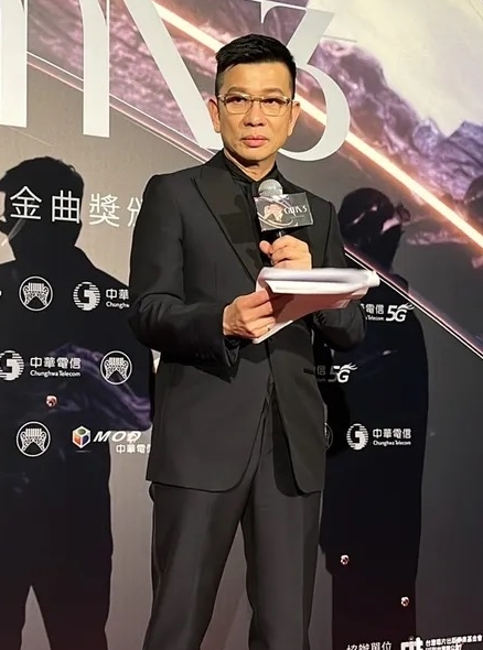 金曲35|MC HotDog一面倒赢歌王 杨乃文2票之差输孙盛希