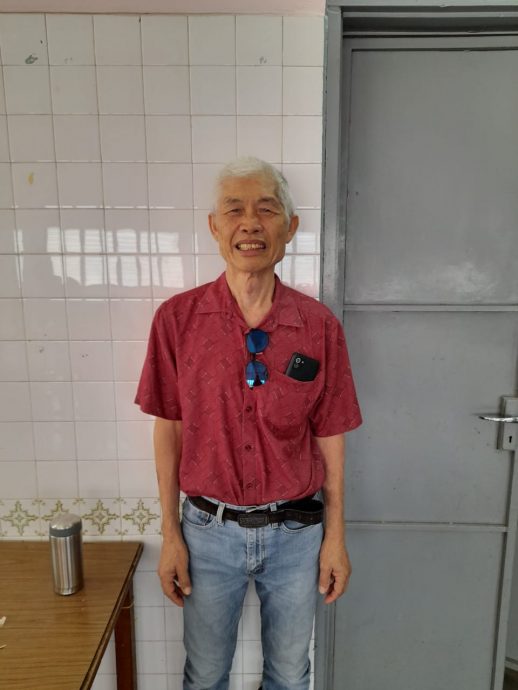 霹发展机构深夜设闸挖坑封路 农民忧无法耕作耽误收成