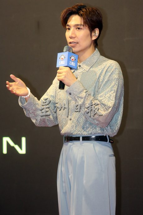 音乐会获女友捧场 潘裕文看俊倩眼神拉丝