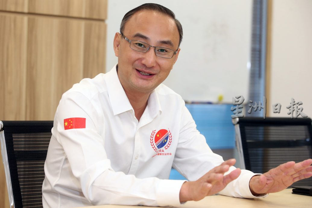 马中50年//每日一篇/马中餐饮协会署理会长张益凡/马中建交50周年