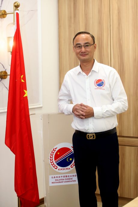 马中50年//每日一篇/马中餐饮协会署理会长张益凡/马中建交50周年