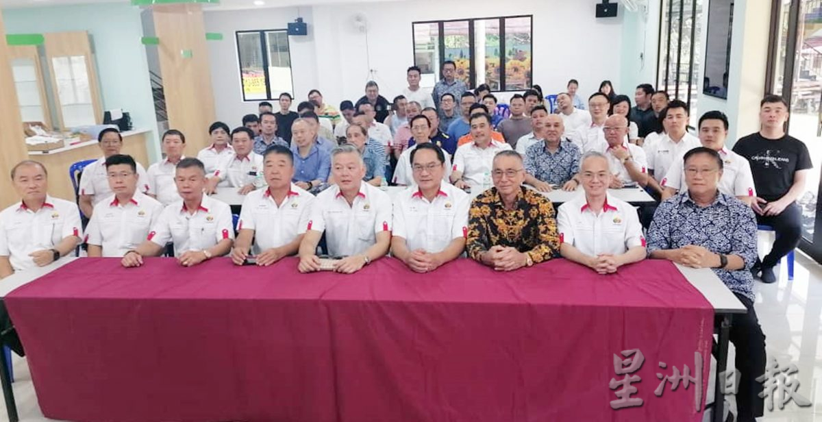 马五金机械建材联总促重新检讨未获柴油补贴交通工具。