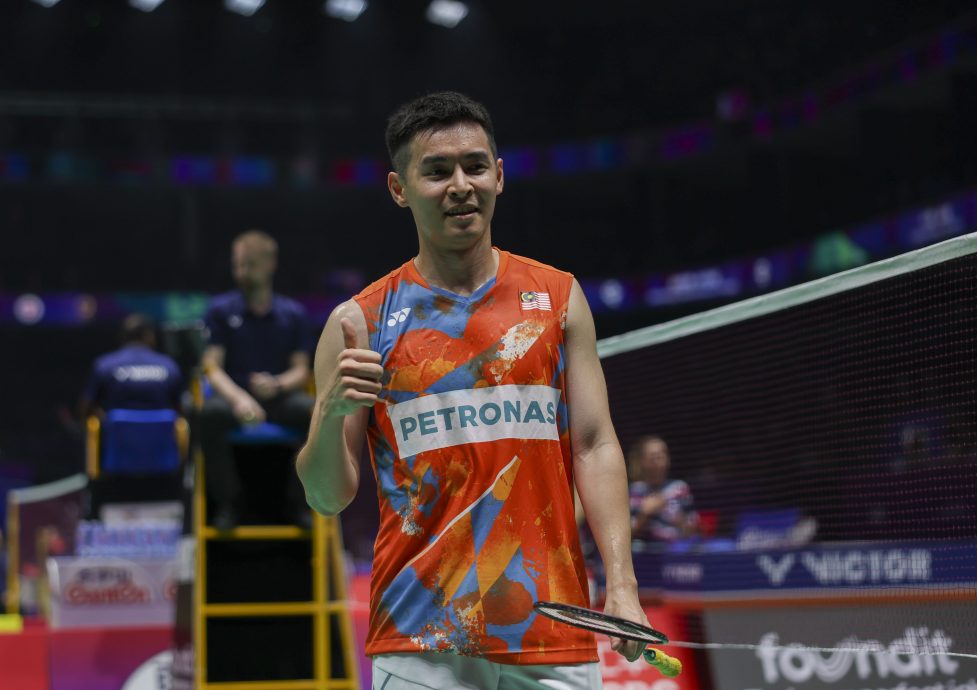 高雄羽球超级100赛|2比0战胜许家维  詹俊为晋级8强