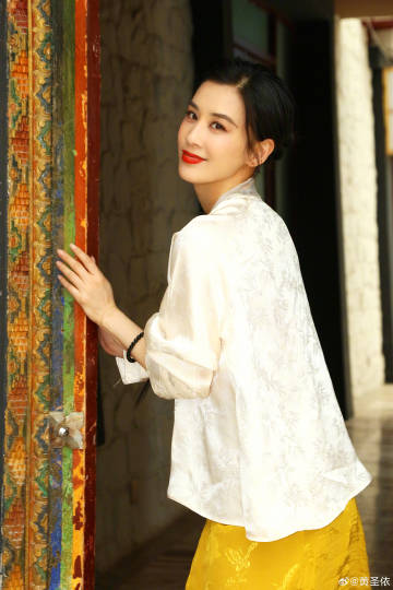 黄圣依新片暑期档惨败 首日票房仅78令吉