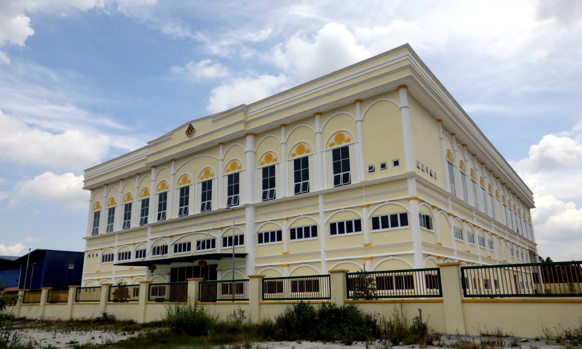 （10/6见报）企业故事║欧阳丁清“敲”出机会  把康泰食品做大