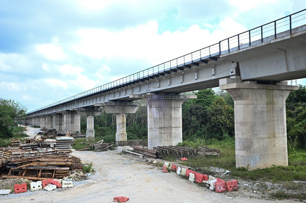 (19/6见报)马中建交特辑//东铁ECRL