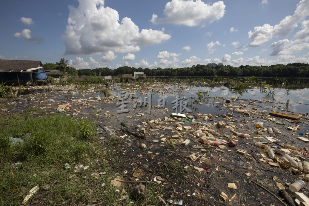 星角摄/地不佬河垃圾清不完