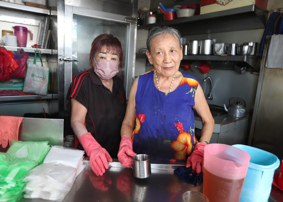 (6月6日见报)星角摄 | 百年凉茶铺让你“苦尽甘来”