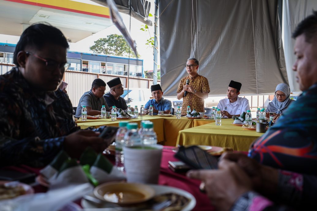 (全国版)法米:教育部将与槟11所华中见面 商双语教学计划课题