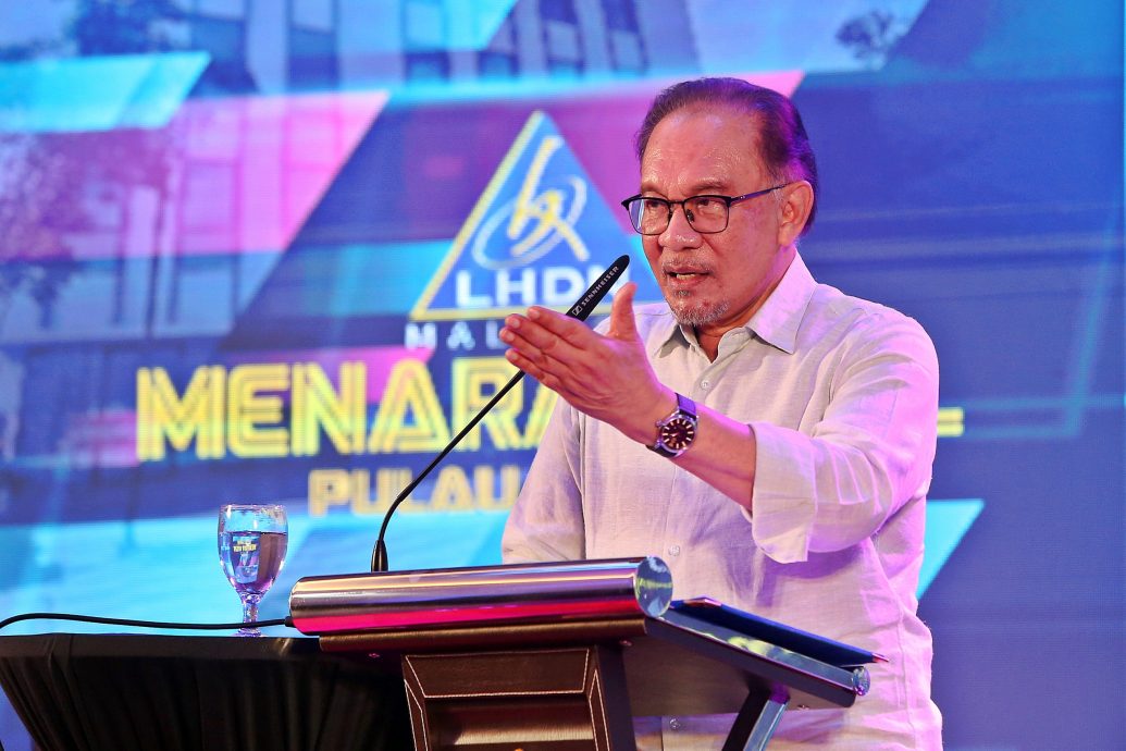 （全国版）要求内陆税收局官员严厉履行职务  安华：将以首相身份成为官员后盾