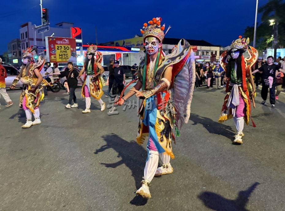 （古城封面主文）145队伍 逾40神轿·万人参与三忠宫众神巡筵遶境