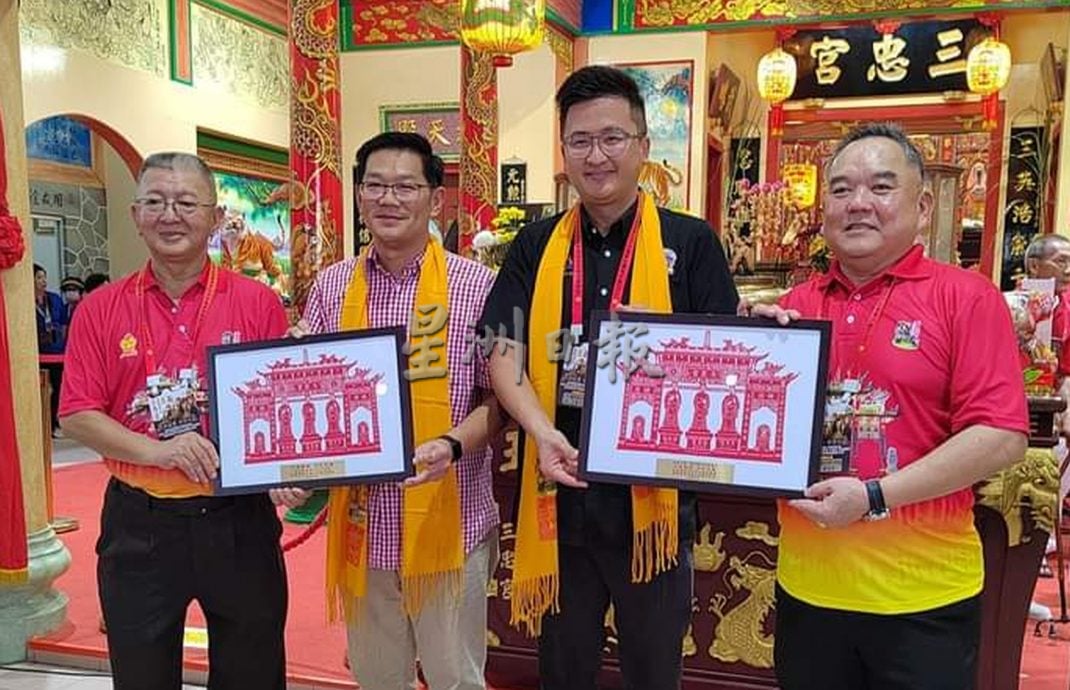 (古城封面主文)145队伍 逾40神轿·万人参与三忠宫众神巡筵遶境