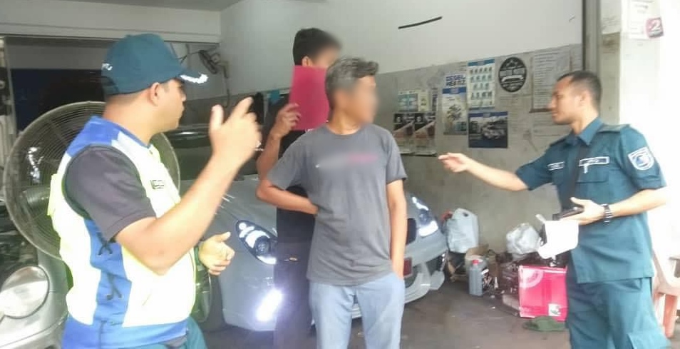 （古城封面主文）汉都亚再也市议会展开零障碍行动，清除停车位及公共场所的障碍物