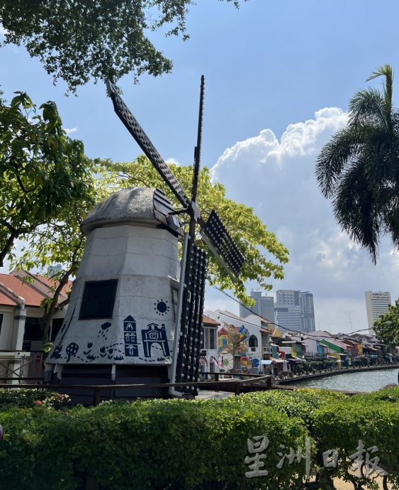 (古城封面主文)红屋增2巨型风扇逾8尺·引起民众热议