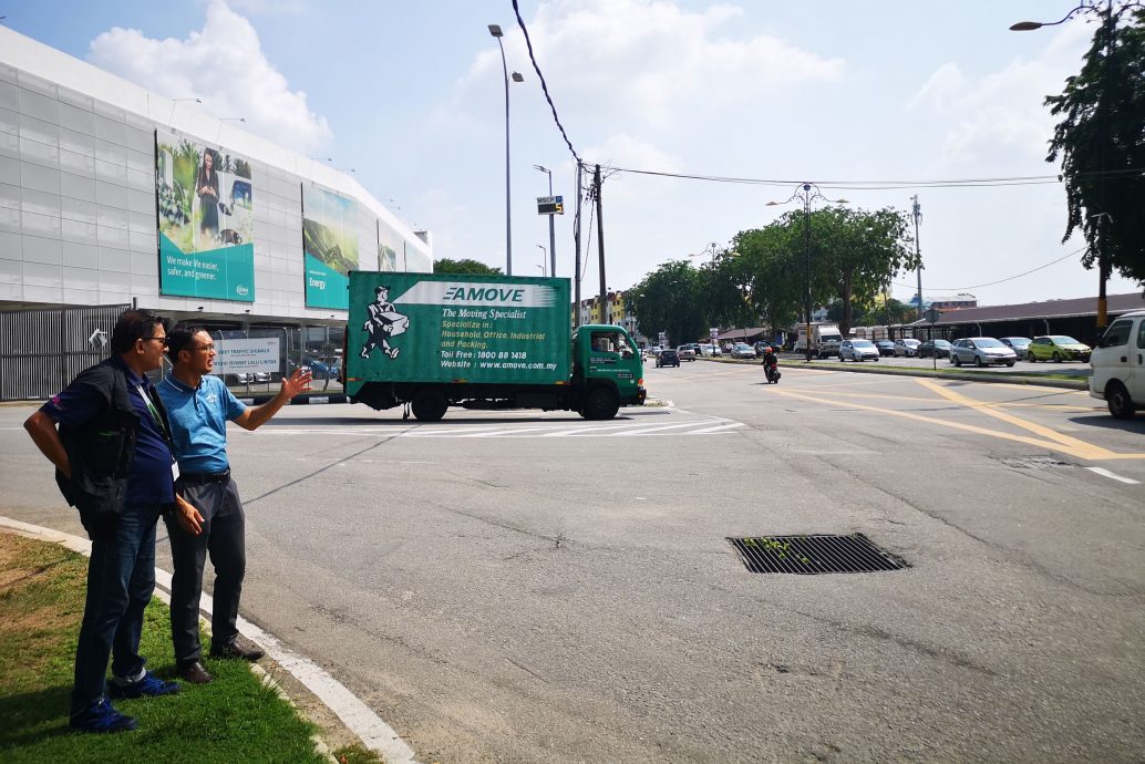 (古城封面主文)英飞凌路口车祸不断 李翰霖建议关闭从英飞凌至慈济会所前的3路口 改善交通安全