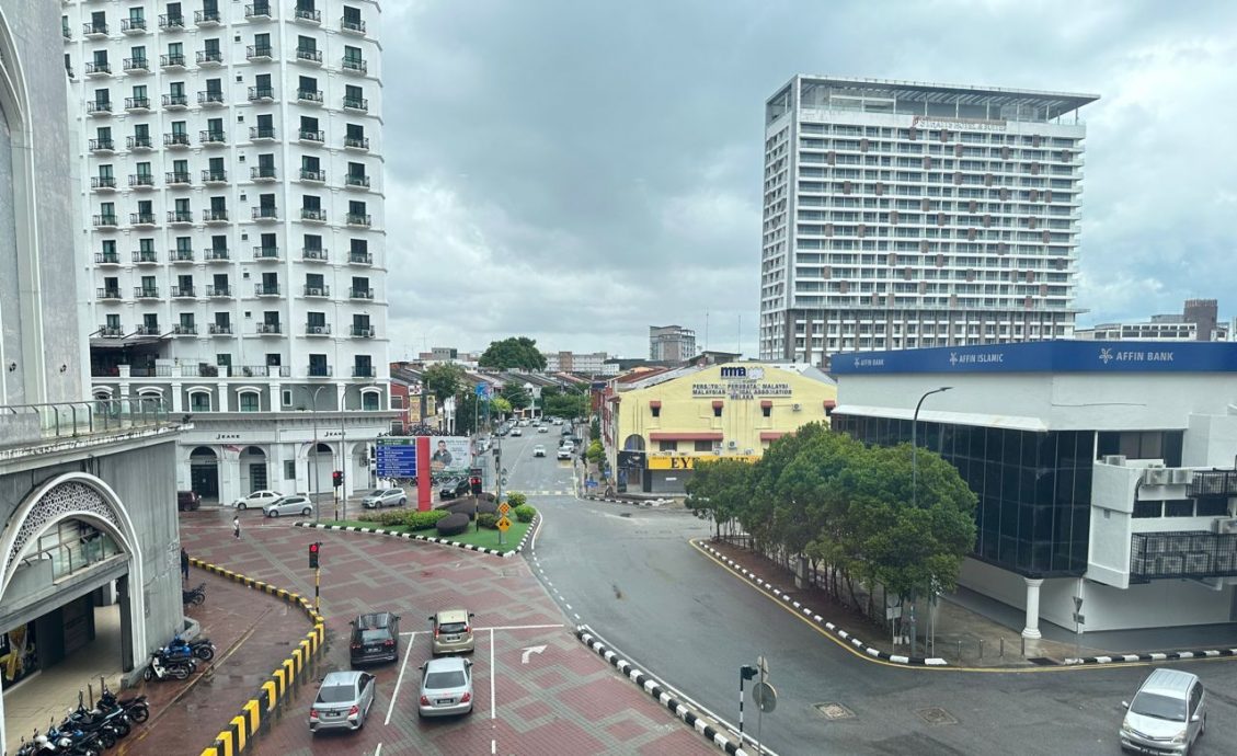 （古城封面副文）甲中央县首半年逾百偷窃案 骆慧茹促提高警惕加强防范