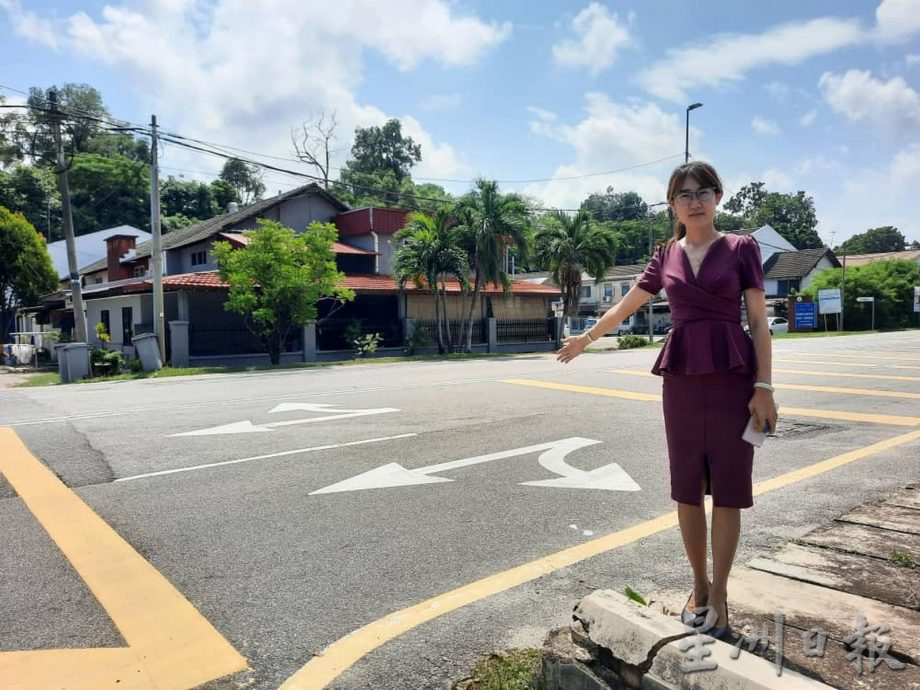 (古城版) 斯里士灵烈花园交通灯已启用,箭头引起混淆