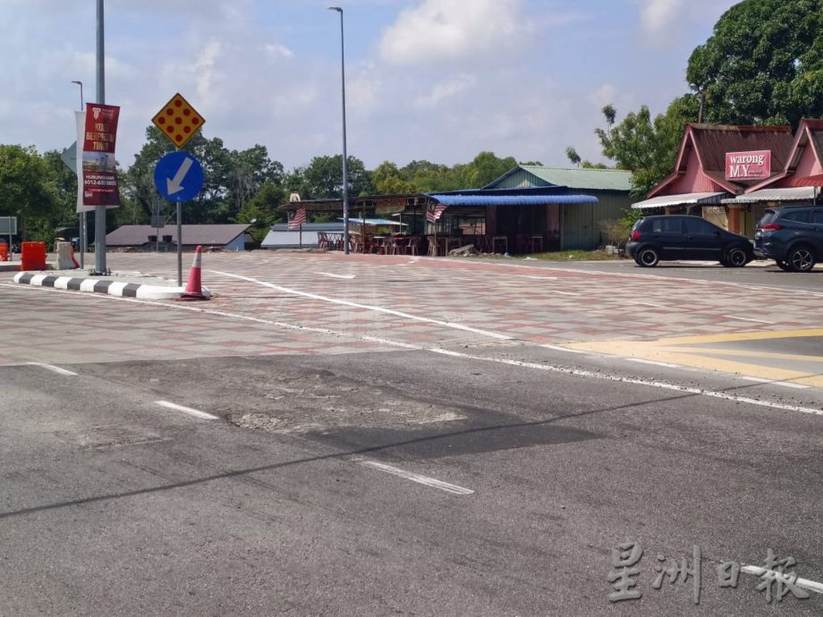 (古城版) 斯里士灵烈花园交通灯已启用,箭头引起混淆