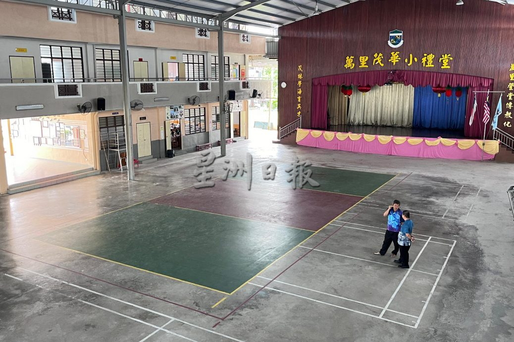 （古城第七版主文）万里茂华小迎来2位女子排球州代表