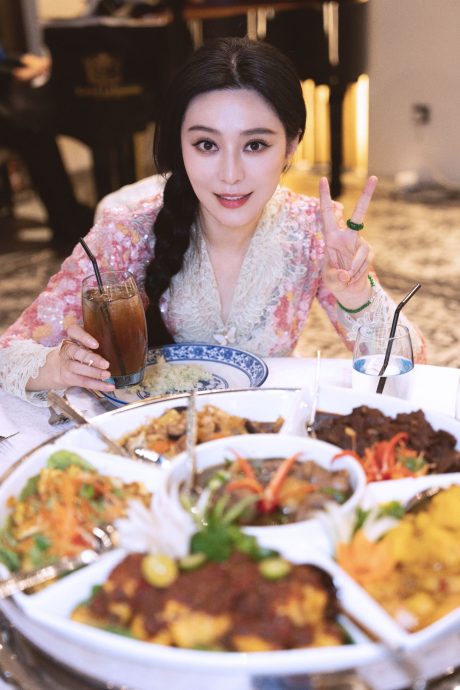 【带你去找爱】:有一种爱叫“范冰冰”!