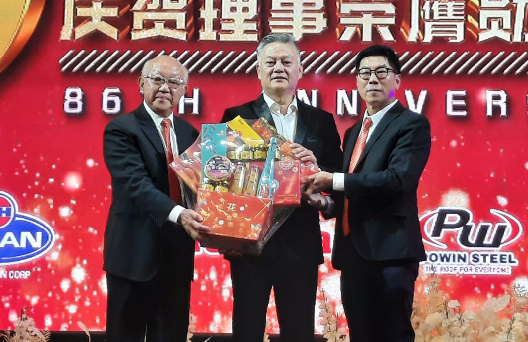 (古城第四版主文)甲五金机械建材磁商联合会晚宴