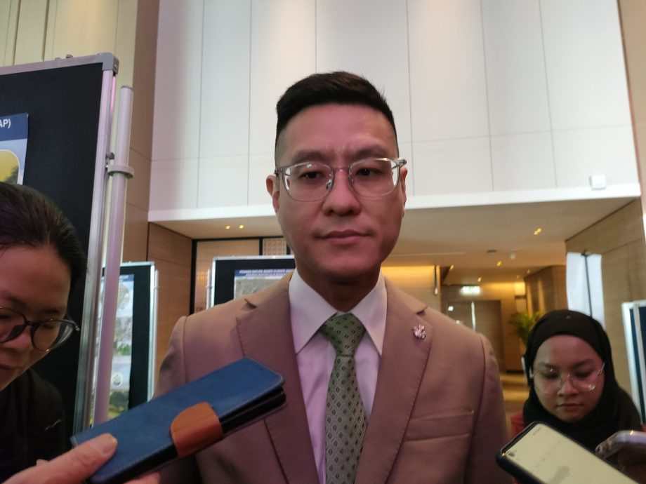 (大北马)“槟不可能降水费” 再里尔:行政议会讨论给回扣