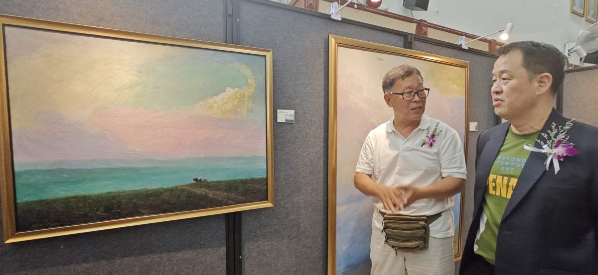 (大北马)中国陈继群《从草原到槟城》油画展,即日起至30日槟立法议会厅展出