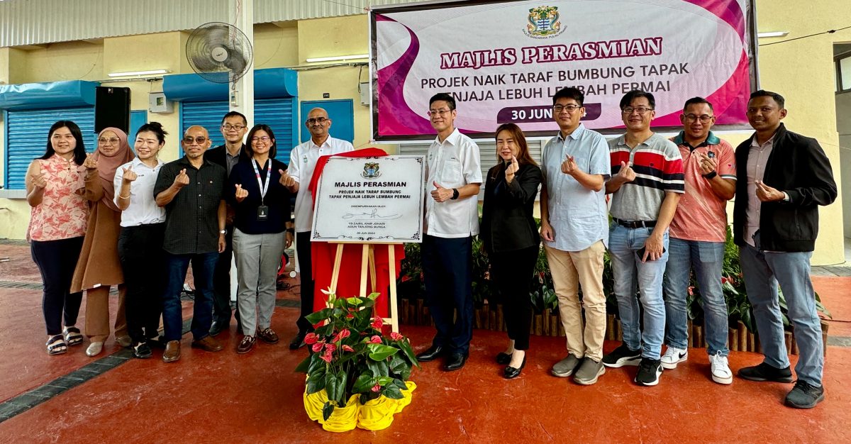 （大北马）丹绒武雅水池路小贩中心屋顶开幕礼