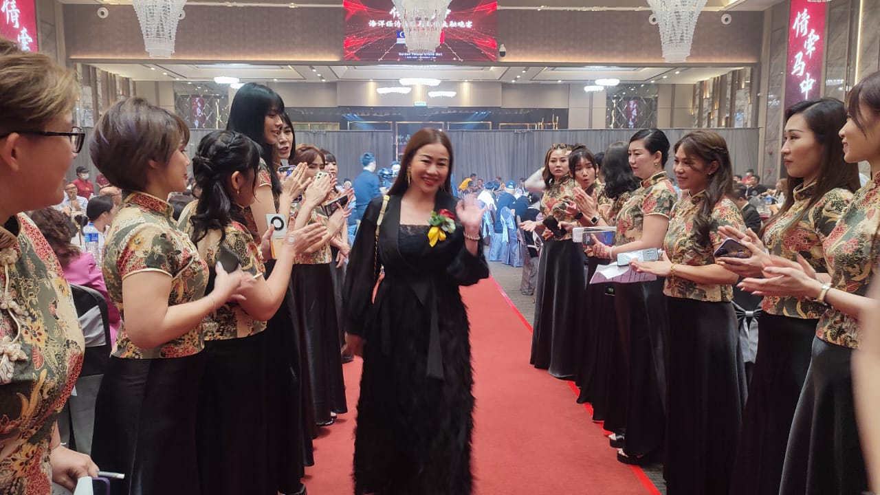 (大北马)主文//“情牵马中”海洋经济发展文化交融晚宴隆重登场,迎华团领袖交流促进马中关系