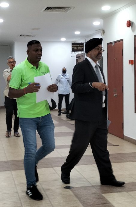 (大北马)印裔青年涉嫌闯柑仔园警局试图抢枪被控阻差办公 等待报告802过堂