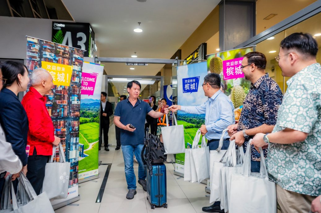 （大北马）吉祥航空首航从上海飞抵槟城