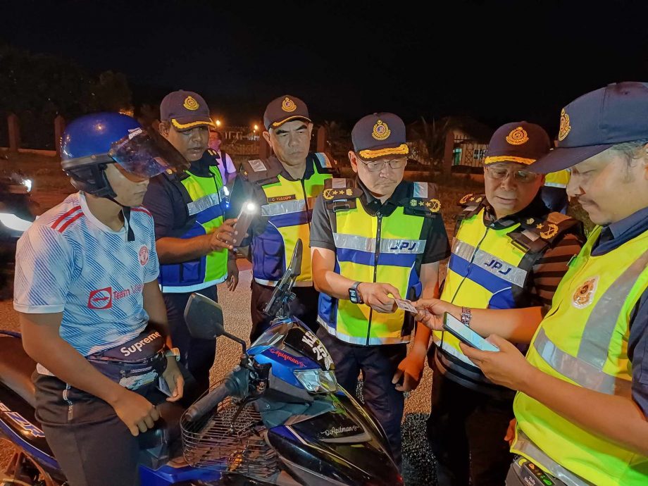 (大北马)瑟丁凡鲁丹:长途巴士司机的粗心和鲁莽态度,乘客的安全分分钟会受到威胁和没有获得保障