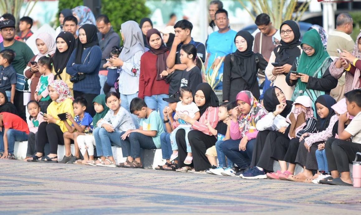 (大北马)苏丹殿下庆祝82岁华诞的传统检阅列队仪式