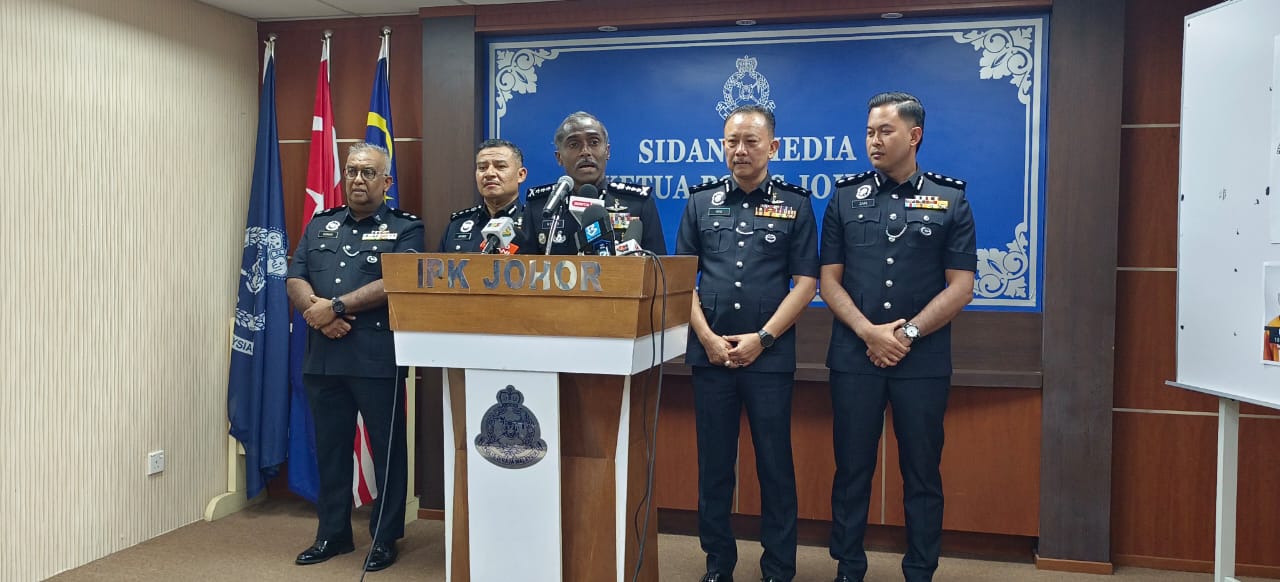 (已签发)全国:柔州警方捣毁走私军火及贩毒团伙 起获6手枪167子弹1.82公斤毒品