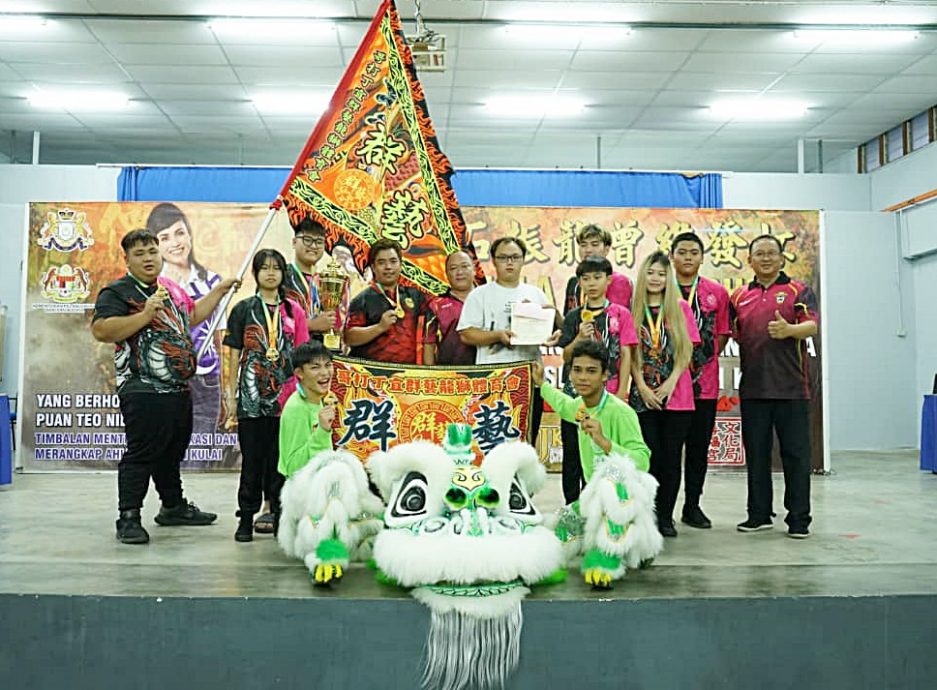 (已签发)柔:**可小版头**古来县传统狮王公开赛,哥打群艺龙狮体育会夺军