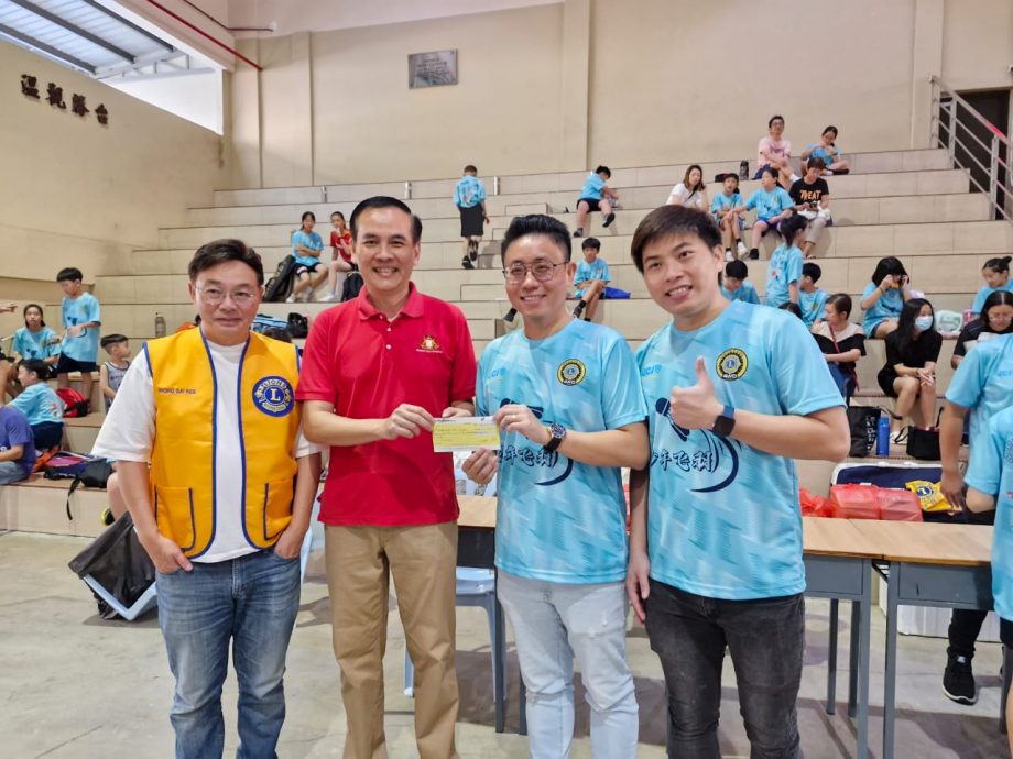 （已签发）柔：**可版头**銮2机构联办“少年飞羽”羽球赛 56名小学生积极参赛