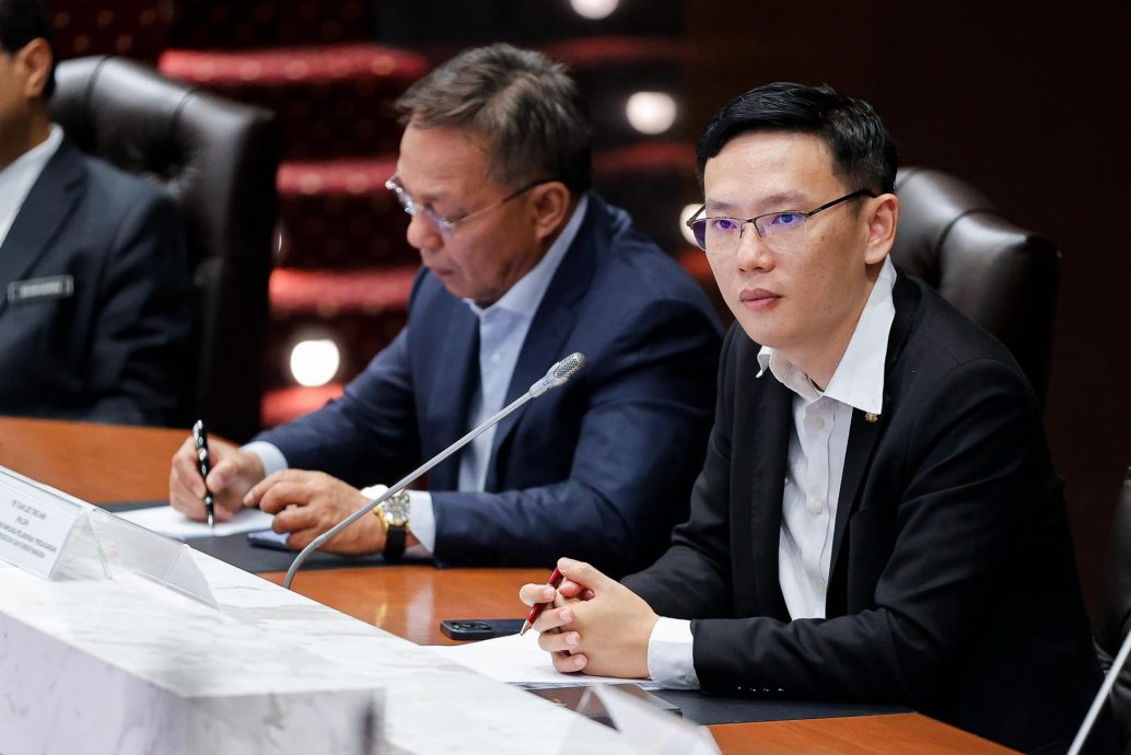 (已签发)柔:**版三新头条**李廷汉:两国部长预计6月中 首商柔新经济特区