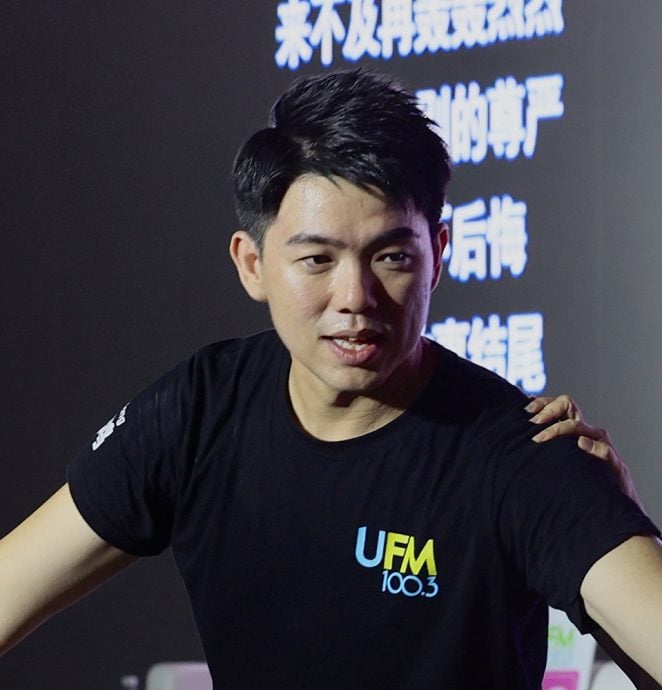 （已签发）柔：狮城二三事：新加坡电台UFM 100.3人事大变动 伟龙庆鸿离职