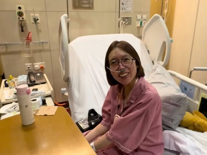 (已签发)柔:狮城二三事:狮城女子患罕见肺病 盼赴美接受心肺移植手术