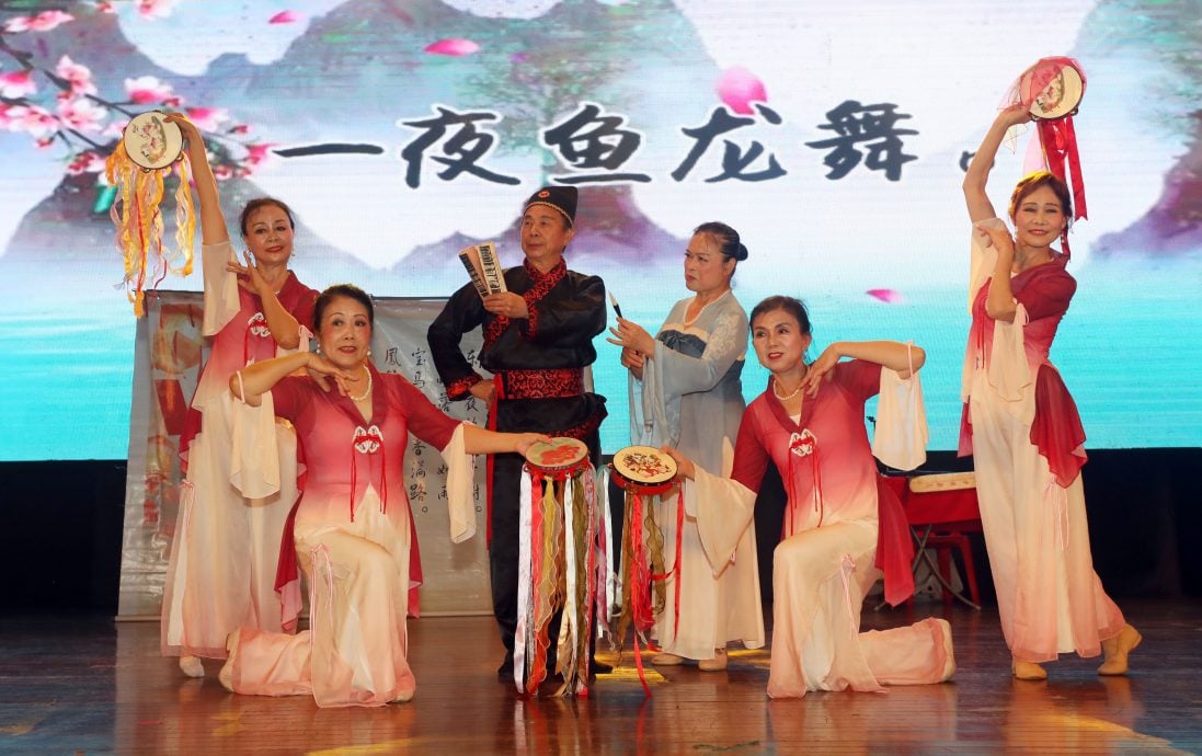 (早报头)大都会/“南洋情,华教心”巴生站义演