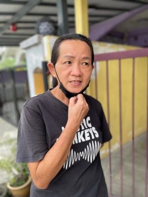 (早报头)大都会:屋有杀人沟居民求政府打救/11图